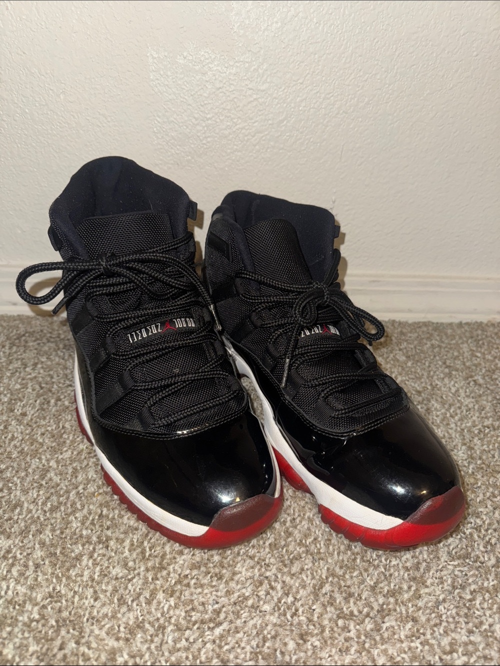 Jordan Men’s Black Red White Sneakers